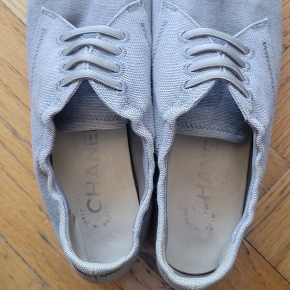 Chanel Grey Canvas and Python Trim Cap Toe Scrunch Flats Size 38 - Picture 6 of 7